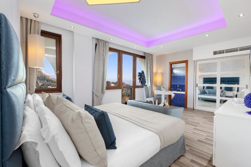 Номер Стандарт Боковой Вид на Море, Nastro Azzurro Resort