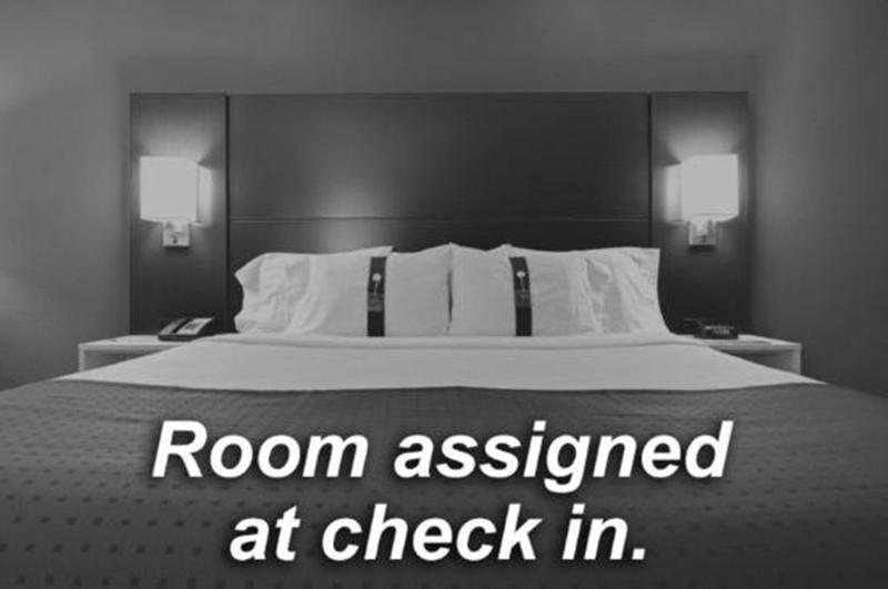 اتاق استاندارد, Holiday Inn Express And Suites Surrey, An Ihg