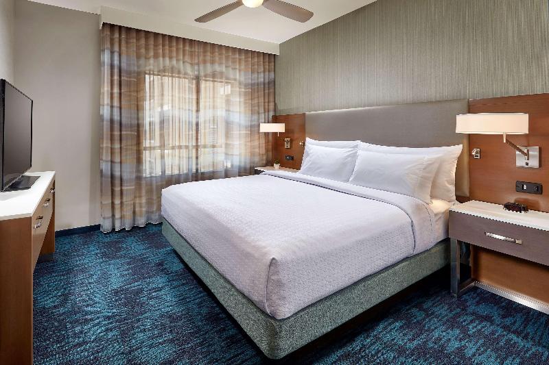 Люкс 2 Спальни, Homewood Suites By Hilton San Diego Hotel Circle/seaworld Area