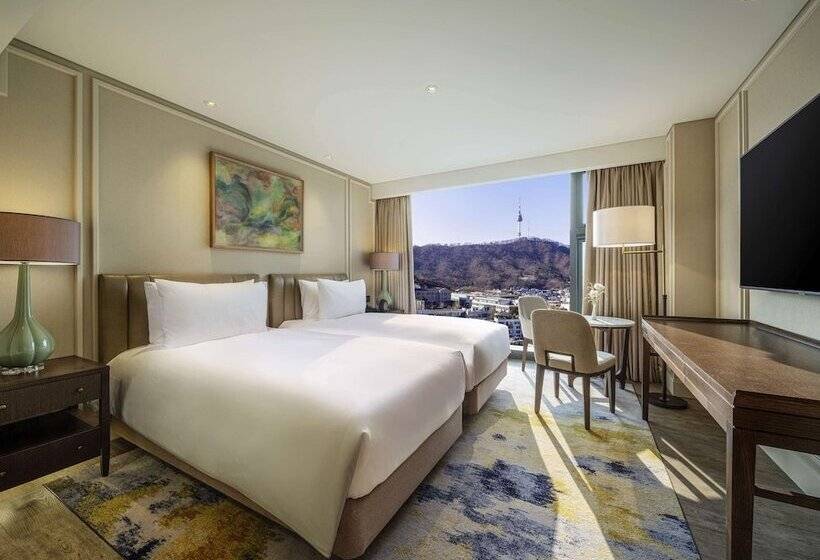 Номер Executive, The Ambassador Seoul  A Pullman