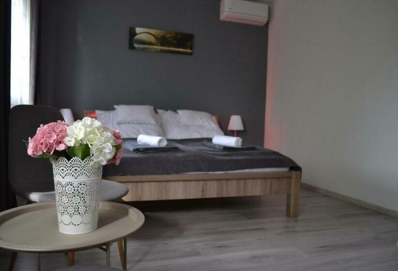 패밀리 룸, Főnix Design Rooms