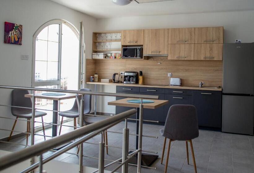 스탠다드 발코니 룸, Főnix Design Rooms