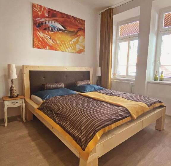 استودیوی استاندارد, Apartmán Sirius B