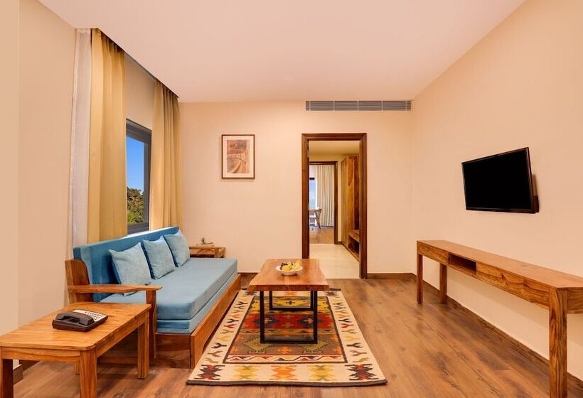 수피리어 스위트, Lemon Tree Hotel, Kasauli