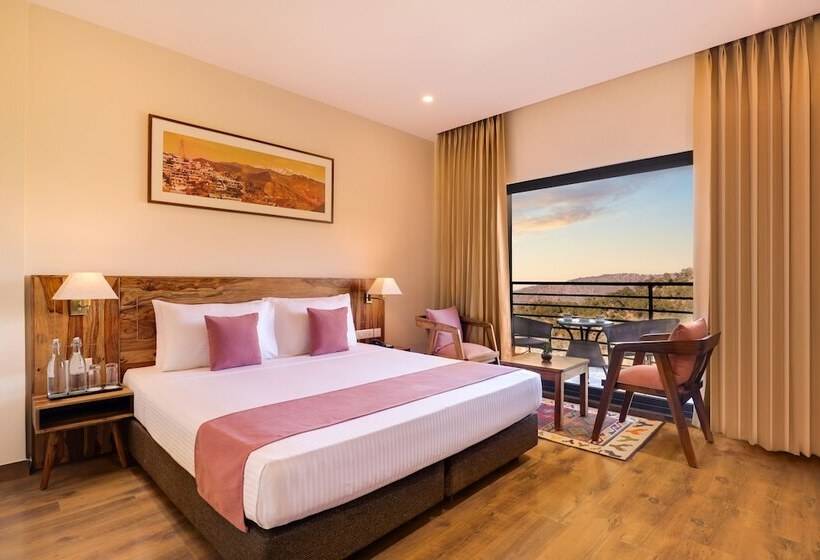 디럭스 스위트, Lemon Tree Hotel, Kasauli