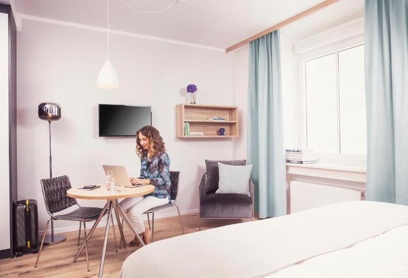 Номер Стандарт, Coffee Fellows Hotel & Longstay