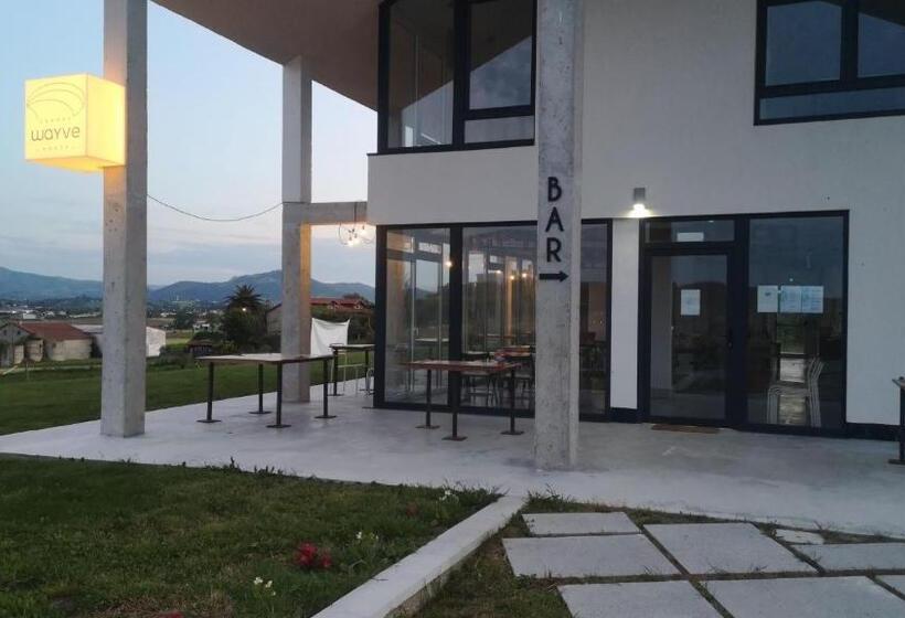 Дом 4 Спальни, Langre Wayve House
