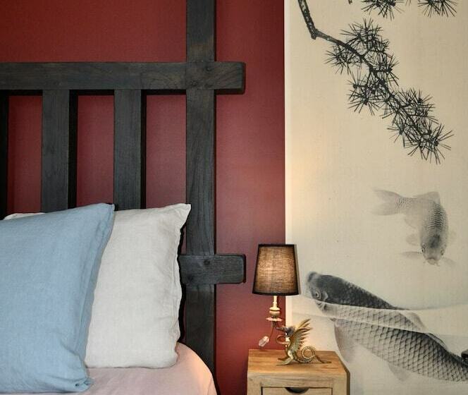 Superior room with lake view, Les O D Annecy