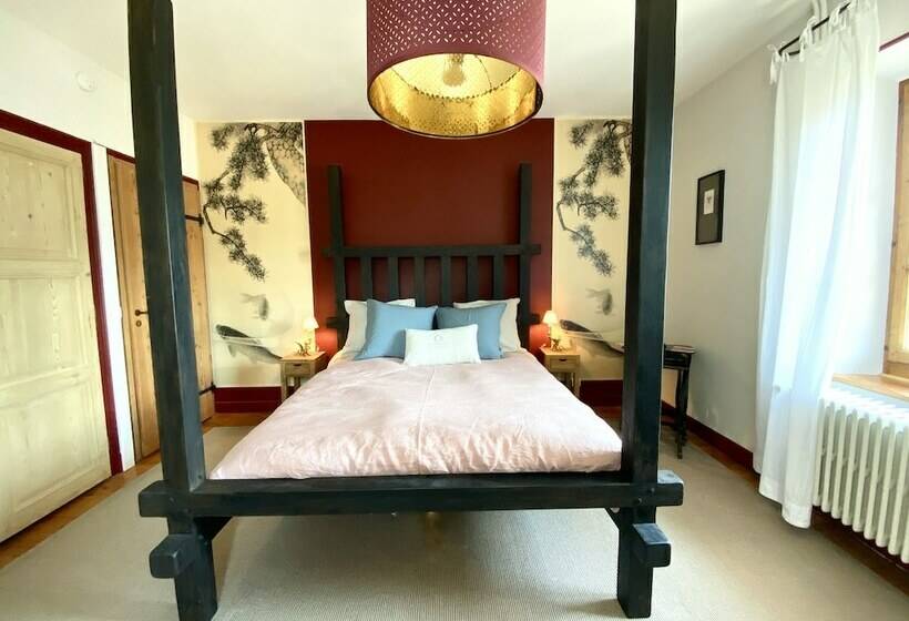 Superior room with lake view, Les O D Annecy
