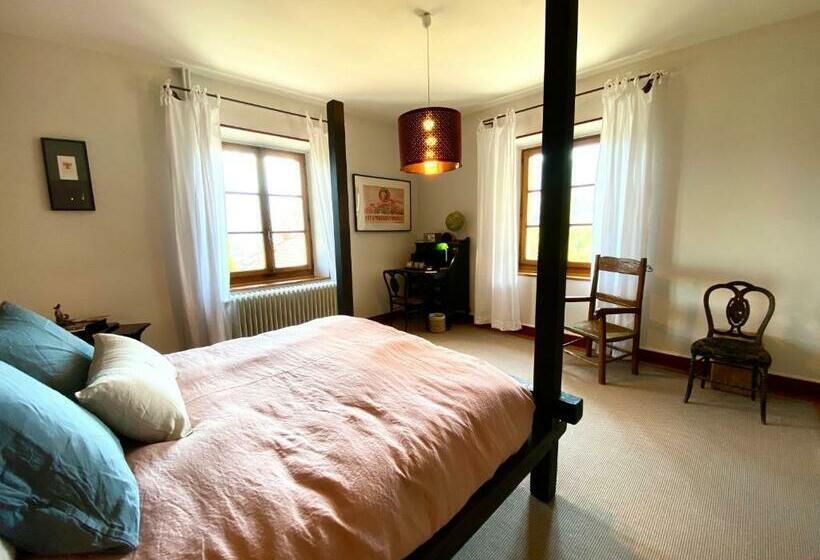 Superior room with lake view, Les O D Annecy