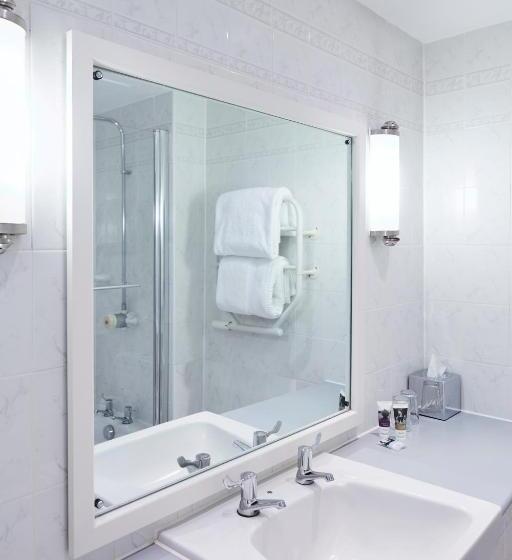 Семейный Номер Superior, Mercure Sheffield Kenwood Hall & Spa