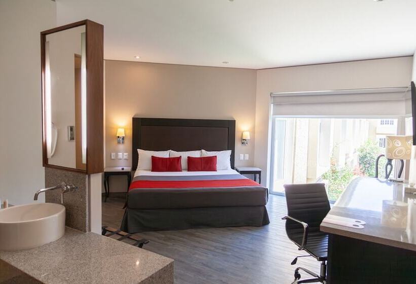 Quarto Executivo Cama King, Plaza Camelinas