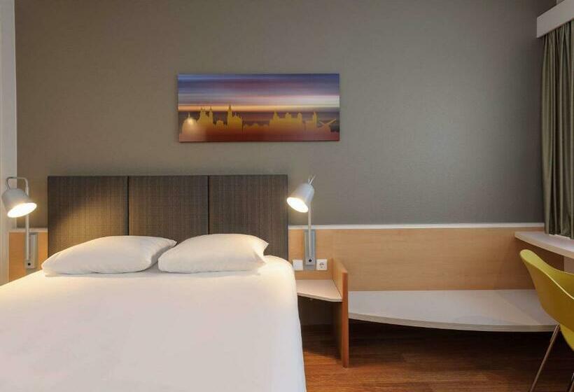 Номер Стандарт, Ibis Hotel Würzburg City