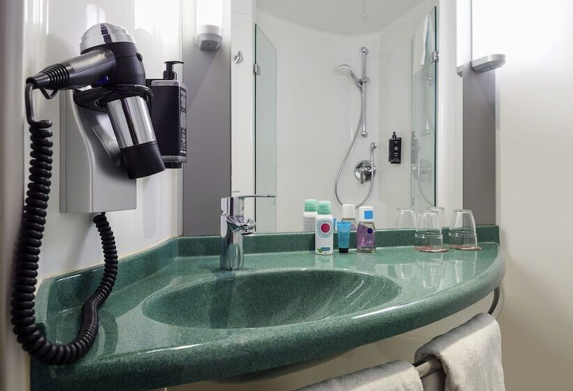 Номер Стандарт, Ibis Hotel Würzburg City