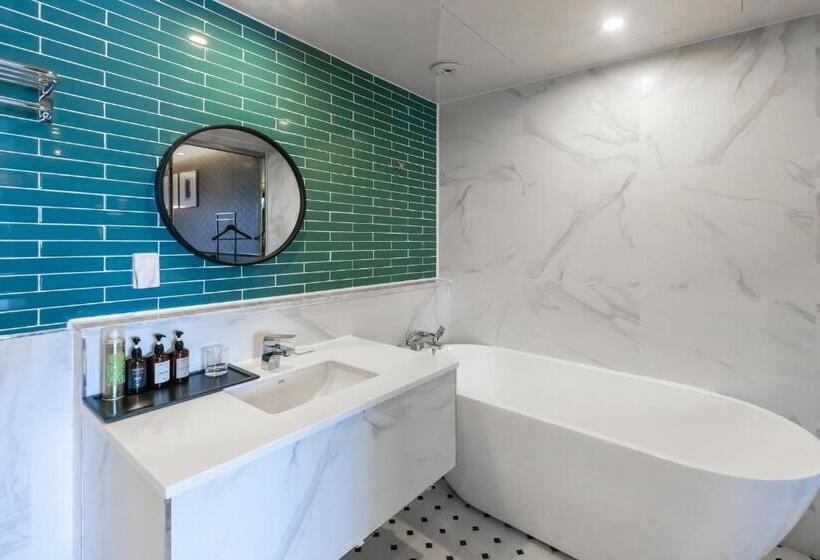 Номер Deluxe, Browndot Hotel Sasang Renecite