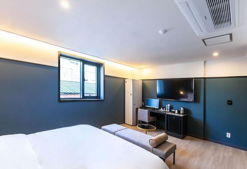 Номер Deluxe, Browndot Hotel Sasang Renecite