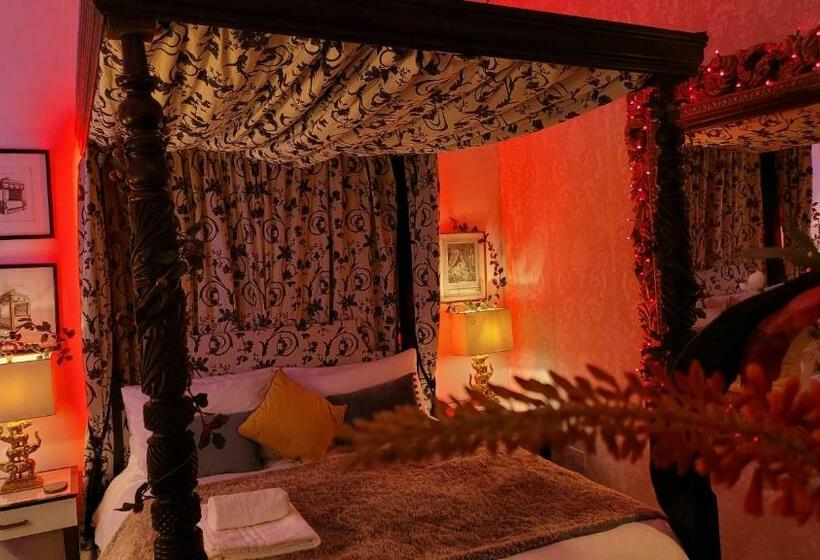 اتاق لوکس با تخت بزرگ, Ravenscroft B&b