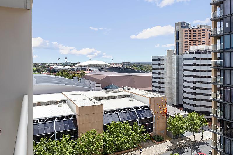 Апартаменты Deluxe 1 Спальня, Oaks Adelaide Embassy Suites