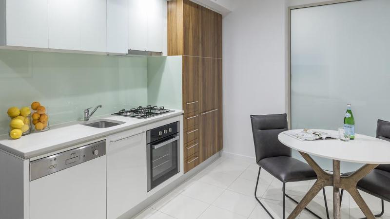 Апартаменты Executive 1 Спальня, Oaks Adelaide Embassy Suites