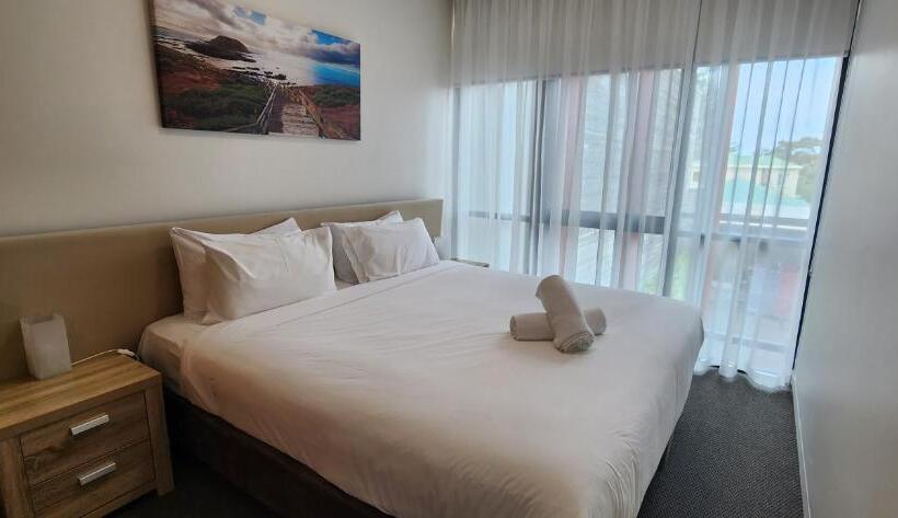 3침실 디럭스 아파트, Phillip Island Apartments