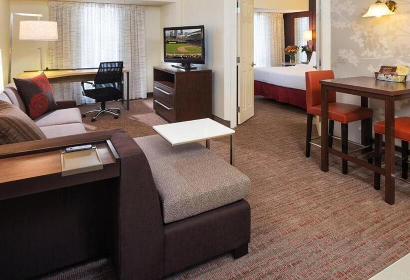 キングサイズベッドのスイートルーム, Residence Inn Minneapolis Downtown/city Center