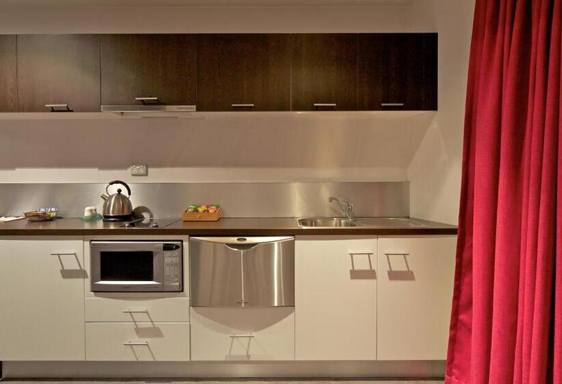Студио Стандарт с Видом, Zero Davey Boutique Apartment