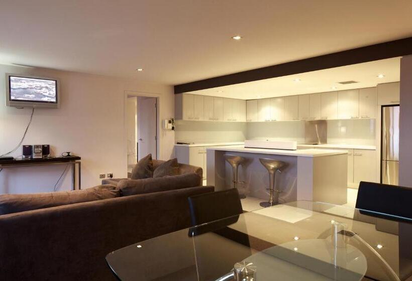 Апартаменты 2 Спальни, Zero Davey Boutique Apartment