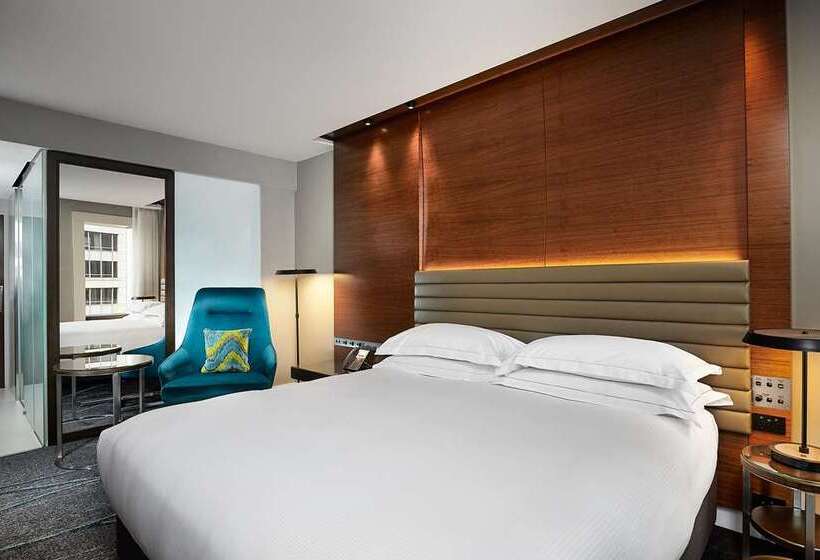 Номер Deluxe Кровать Кинг, Hilton Sydney
