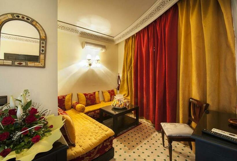 سوییت جونیور با بالکن, Le Caspien Boutique