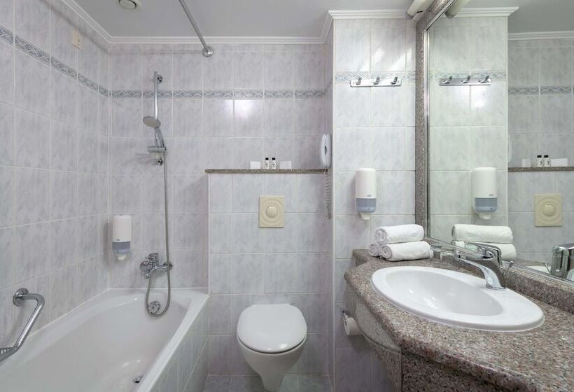 Номер Стандарт Вид на Сад, Sun Beach Resort