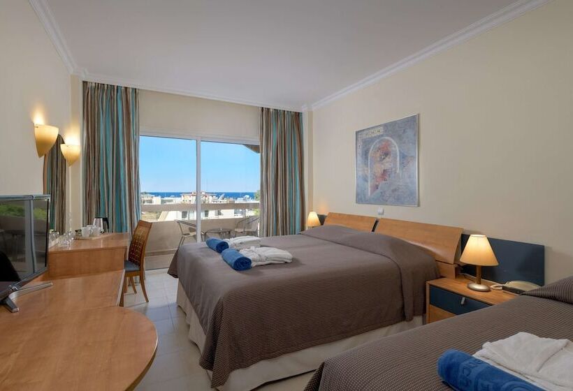 Номер Superior Вид на Сад, Sun Beach Resort