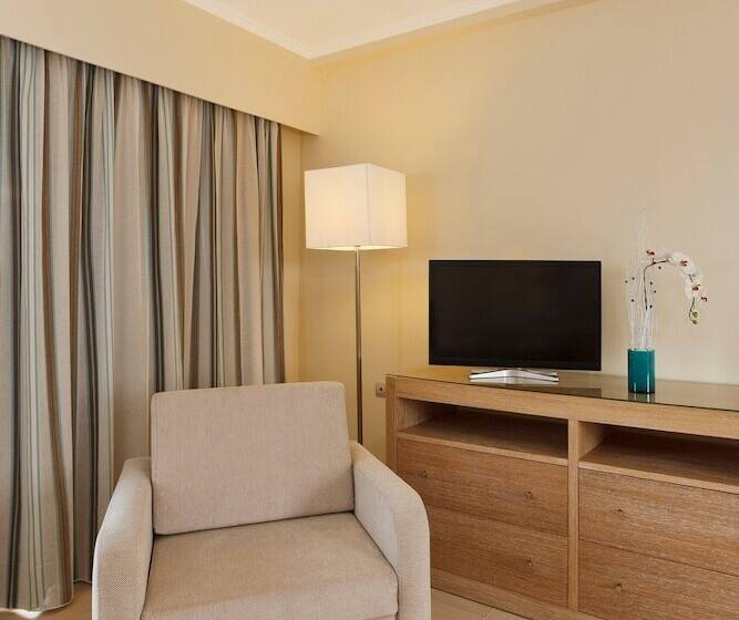 Апартаменты Deluxe 1 Спальня, Sun Beach Resort