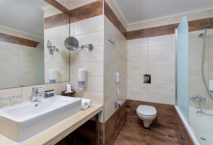Апартаменты Deluxe 1 Спальня Вид на Море, Sun Beach Resort