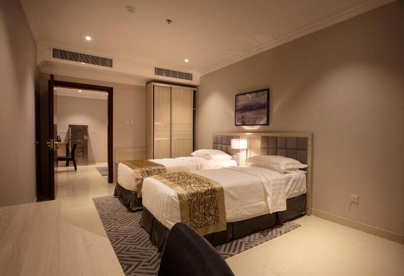 דירת שלושה חדרים, Somedays Hotel Suites