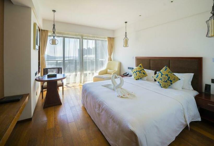 Номер Deluxe Кровать Кинг, Wyndham Garden Lingshui