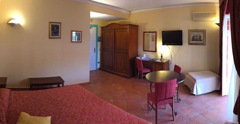 Трехместный Номер Комфорт, Mediterraneo