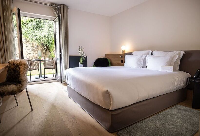 Номер Стандарт, Relais Et Châteaux Le Chambard
