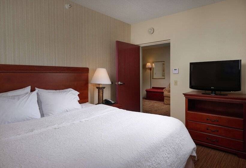 스위트, Hampton Inn Shrewsbury