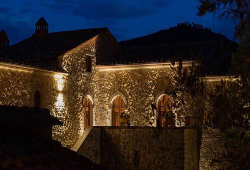 Люкс Повышенной Комфортности, Relais La Corte Dei Papi