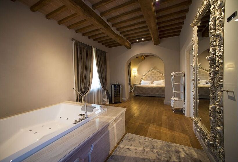 Люкс Повышенной Комфортности, Relais La Corte Dei Papi