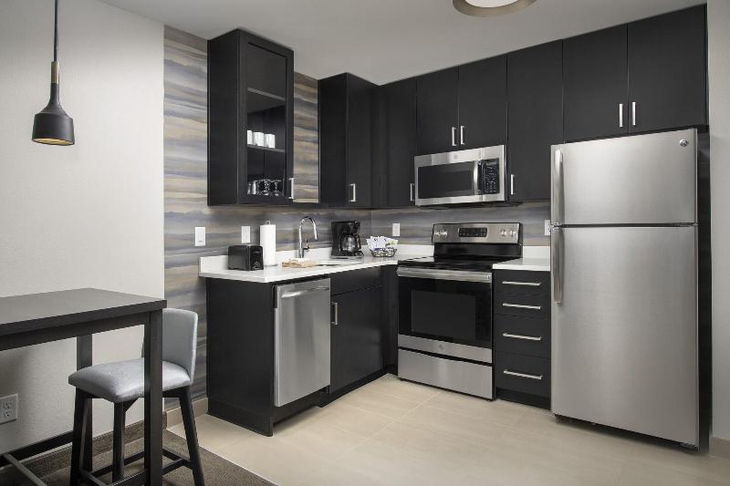 带大床的套房, Residence Inn By Marriott Lubbock University Area