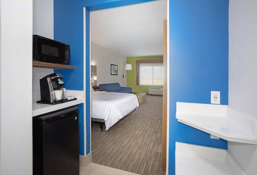 适合残疾人士使用的套间, Holiday Inn Express & Suites   Goodland I 70, An Ihg