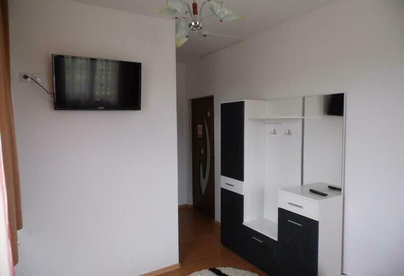 Quarto Estandar, Casa Miruna