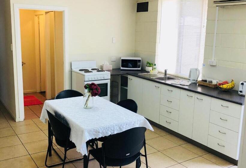 침실 3개 아파트, Accommodation @ Isa
