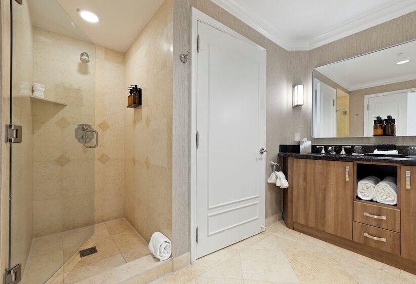 סוויטה עם נוף לעיר, The Atlantic Hotel & Spa