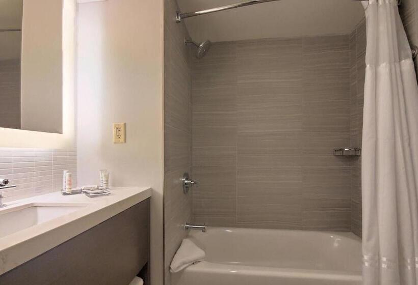 Номер Клуб, Franklin Marriott Cool Springs