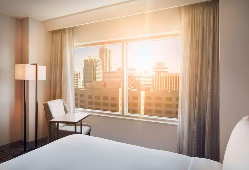Pokój Standard 2 Łóżka Małżeńskie, Indianapolis Marriott Downtown