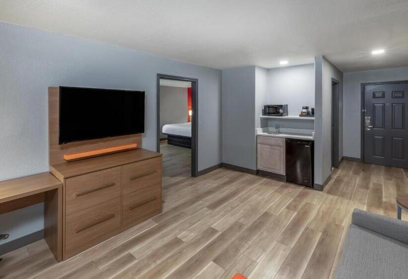 Номер Стандарт Кровать Кинг Адаптированный для Инвалидов, La Quinta By Wyndham New Braunfels