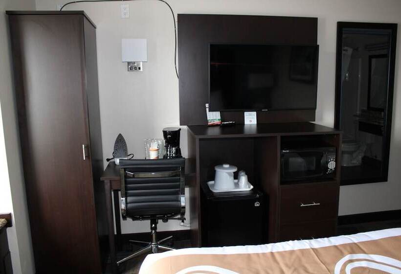Люкс, Quality Inn