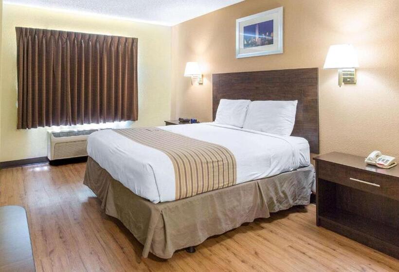 Люкс, Suburban Studios Lewisville